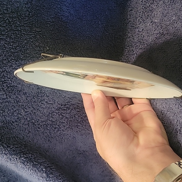 Norman Rockwell inspired plate The Cobbler Museum Collections, Inc. 1886. 6 1/2" - Picture 5 of 5